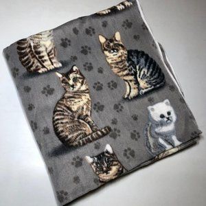 Zoofleece Cat Cats Kitten Persian Shorthair Gray Fleece Throw Blanket 50 x 60”